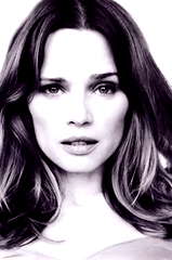 Lorraine Farris profile picture