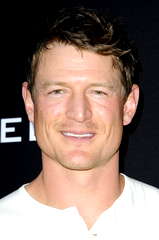 Philip Winchester profile picture