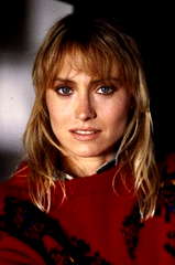 Darlanne Fluegel profile picture