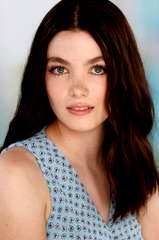 Elizabeth Hunter profile picture