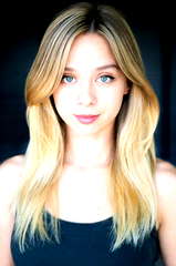 Anna Lore profile picture