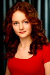 Holly Robertson profile picture