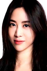 Natthaweeranuch Thongmee profile picture