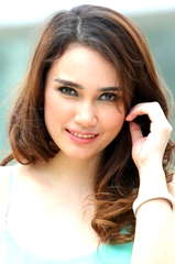 Feby Febiola profile picture