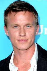 Warren Kole profile picture