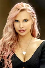 Jacqui Holland profile picture