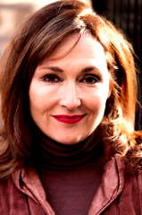 Nora Dunn