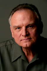 Bill Smitrovich profile picture