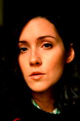 Shannon Woodward profile picture