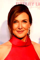 Brenda Strong profile picture