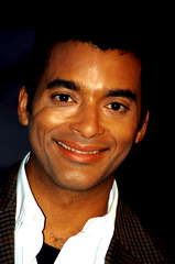 Jon Secada profile picture