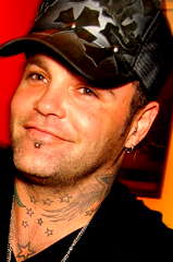 Seth Binzer profile picture