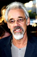 Roger Lloyd Pack profile picture
