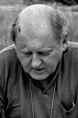 John Gilling