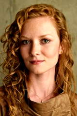 Wrenn Schmidt profile picture
