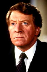 Clive Revill profile picture
