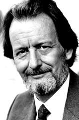 Ronald Pickup profile picture
