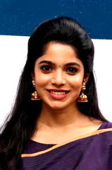Divyabharathi profile picture