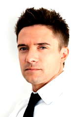 Topher Grace profile picture
