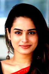 Ayesha Khan profile picture