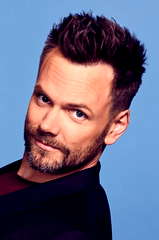 Joel McHale profile picture
