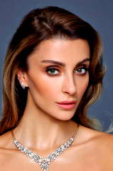 Özge Ulusoy profile picture