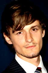 Giles Matthey profile picture
