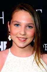 Isabelle Nélisse profile picture
