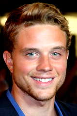 Jonny Weston profile picture