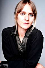 Elle McAlpine