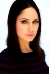 Catherine Antaki profile picture