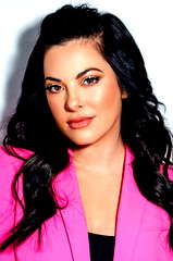 Olivia Alexander profile picture