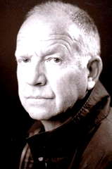 Tom Chadbon profile picture