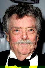 Bernard Fox profile picture