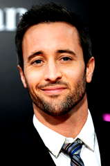 Alex O'Loughlin profile picture