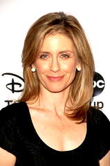 Helen Slater profile picture