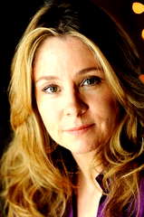 Megan Follows profile picture