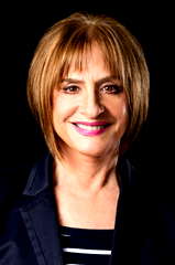 Patti LuPone profile picture