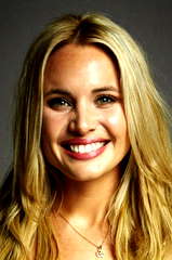 Leah Pipes profile picture
