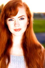 Holly Bonney profile picture