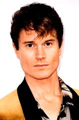 Laurie Paul Calvert profile picture