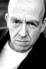 Andy de la Tour profile picture