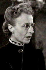 Edna Holland
