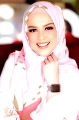 Cut Meyriska profile picture