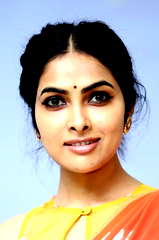 Divi Vadthya profile picture