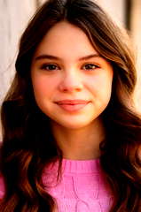 Scarlett Fernandez profile picture