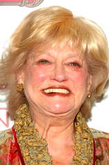 Suzanne Shepherd profile picture