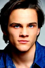 Alex Neustaedter profile picture