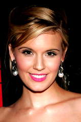 Maggie Grace profile picture