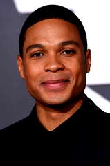 Ray Fisher profile picture